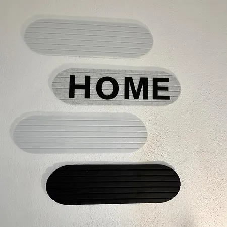 בית הארחה La Laja 4 *